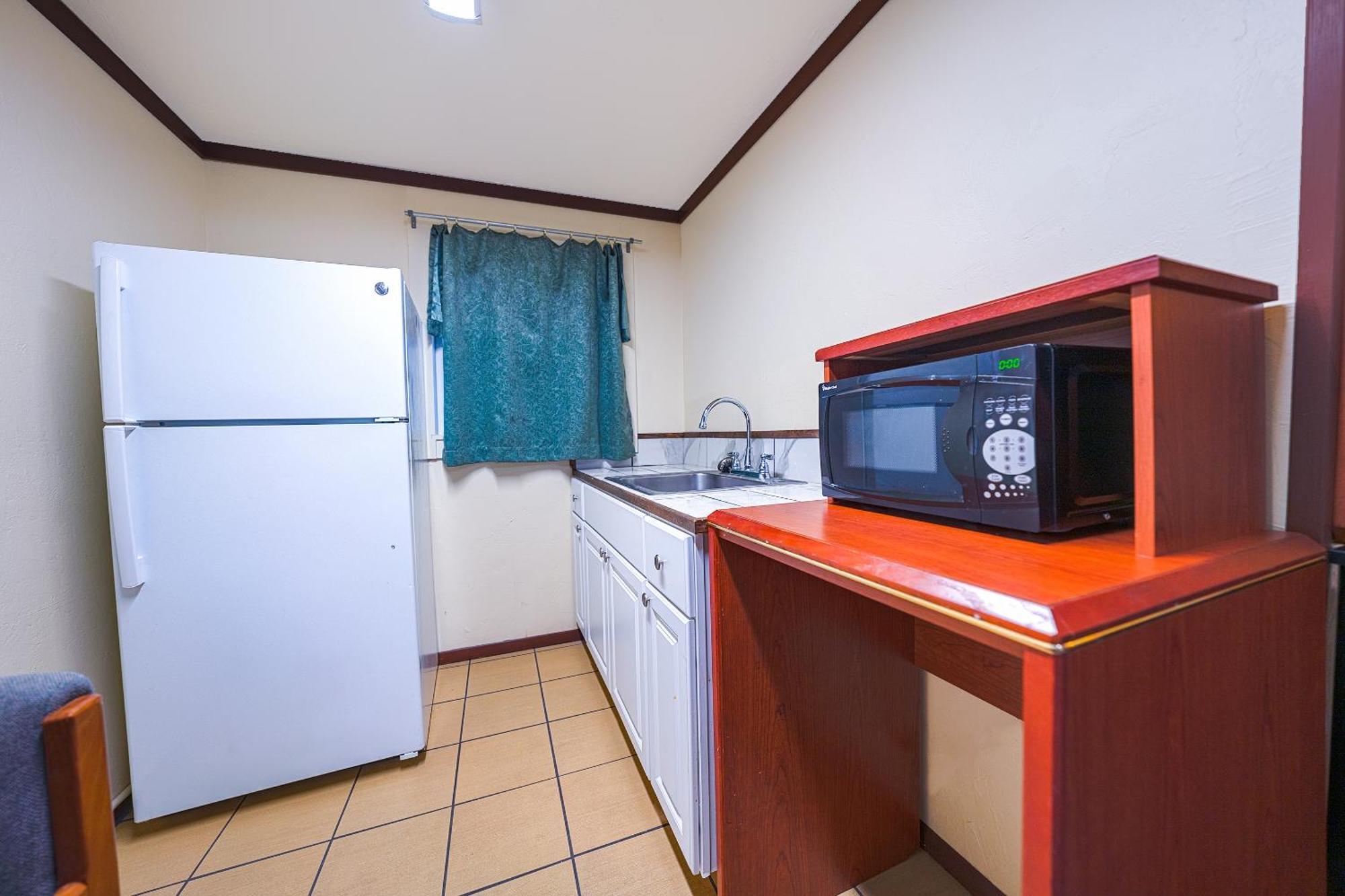 Oyo Hotel Portland Or Near Airport Gresham Bagian luar foto
